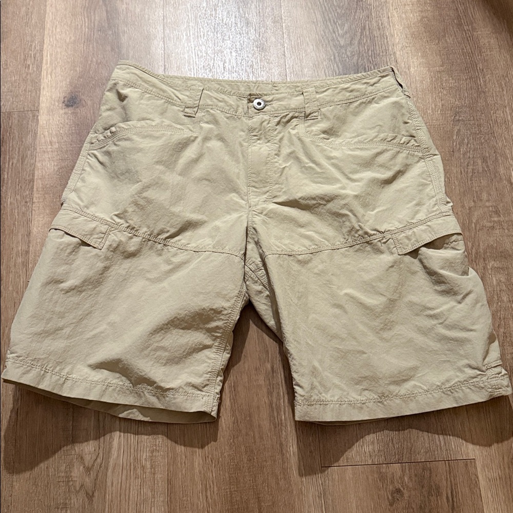 The North Face Cargo Shirts Size 34